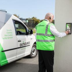 Outsource Support is using 
SmartTask to better manage a team 
of 160 cleaners and security guards